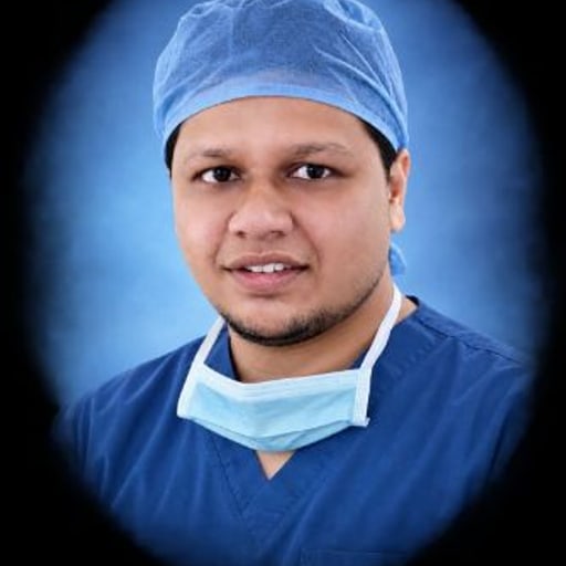 Dr Rokunuzzam Pavel